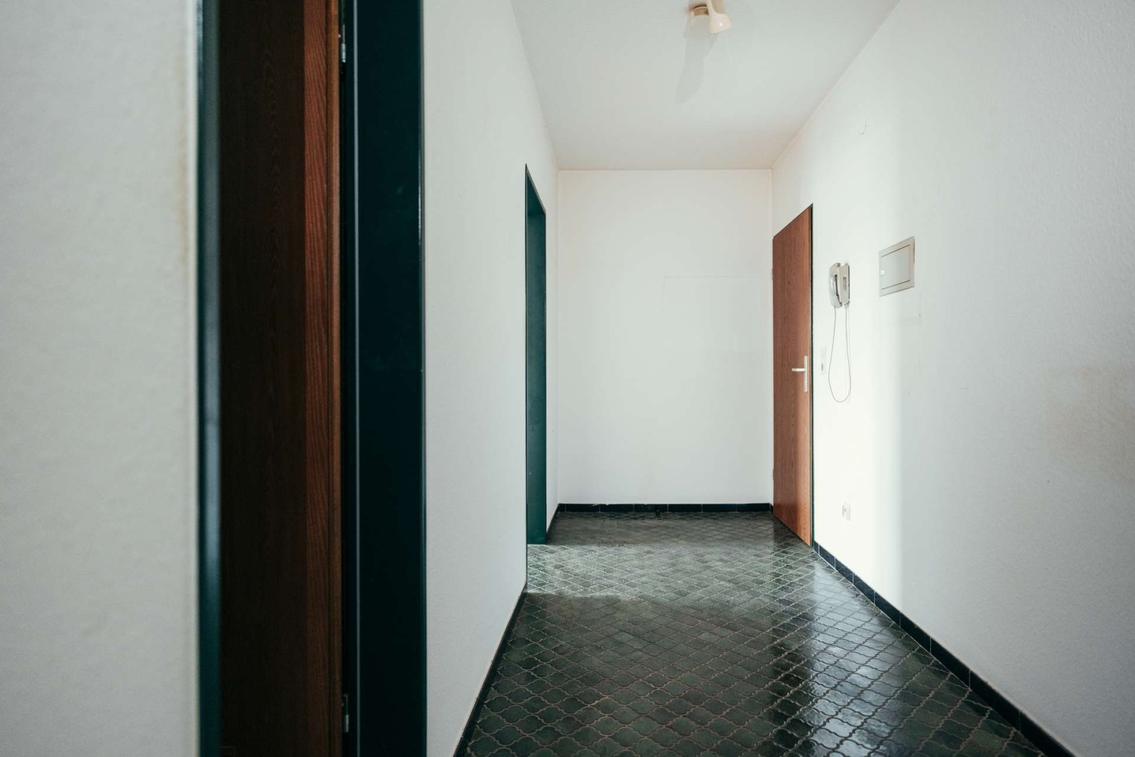 Großzügiger Eingangsbereich mit Platz für Garderobe