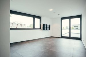 Schlafzimmer mit Zugang zur Dachterrasse